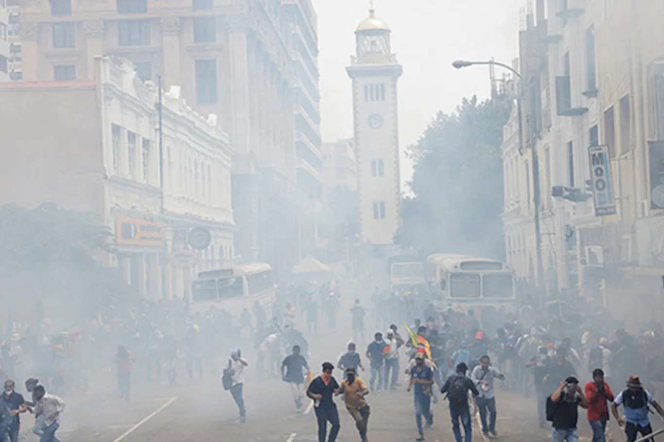 Sri Lankan protesters enter presidential palace  